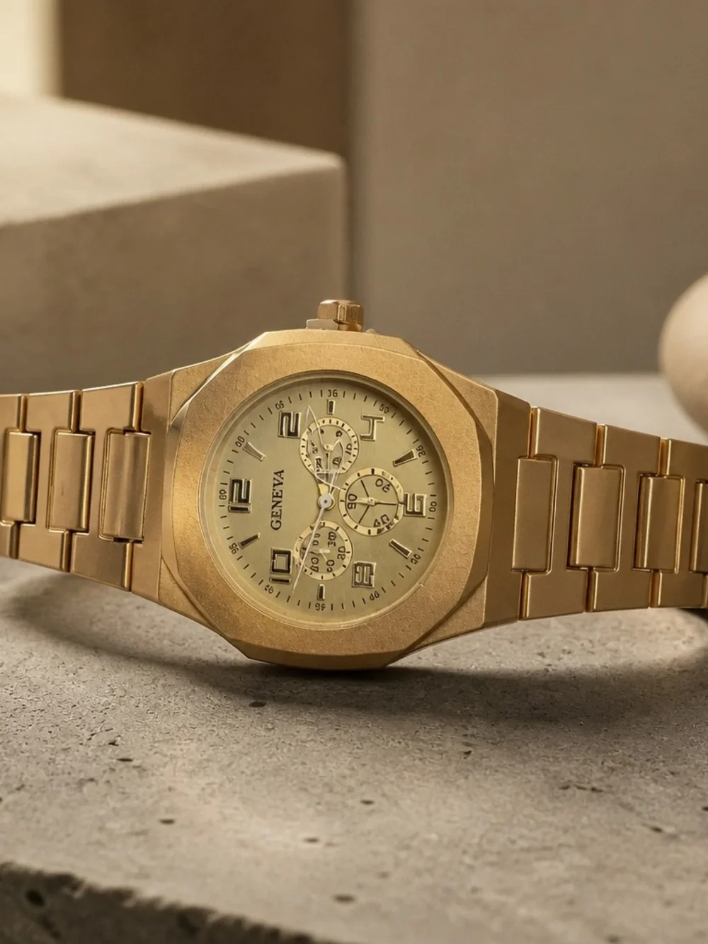 Geneva Men’s Luxury Timepiece Gold Band & Case  50mm Case